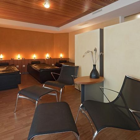 Hotel Metropol Зас-Фе Удобства фото