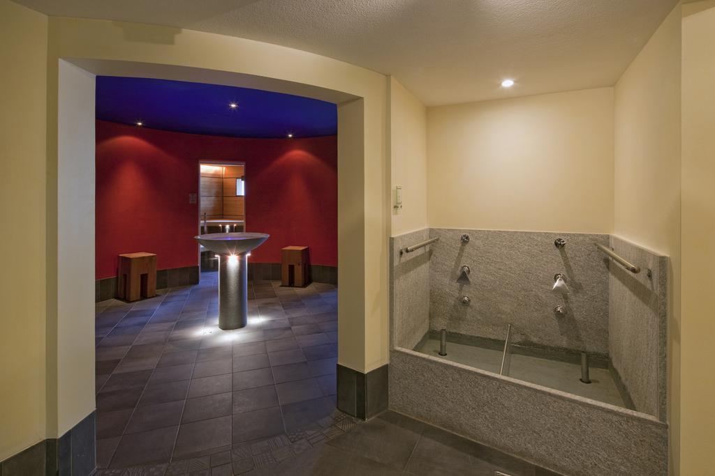 Hotel Metropol Зас-Фе Экстерьер фото