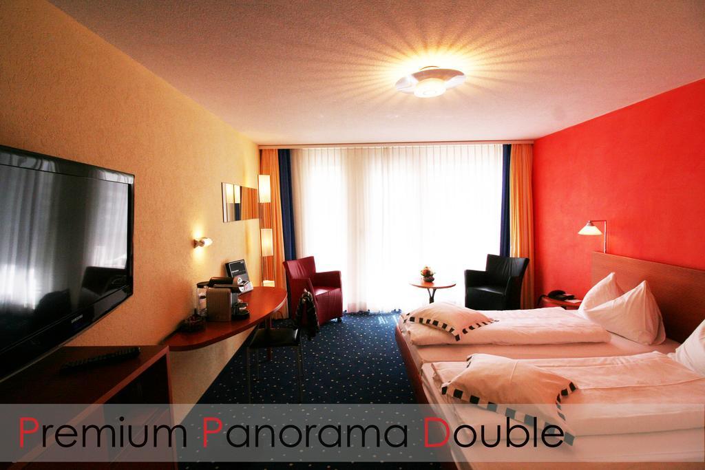 Hotel Metropol Зас-Фе Номер фото