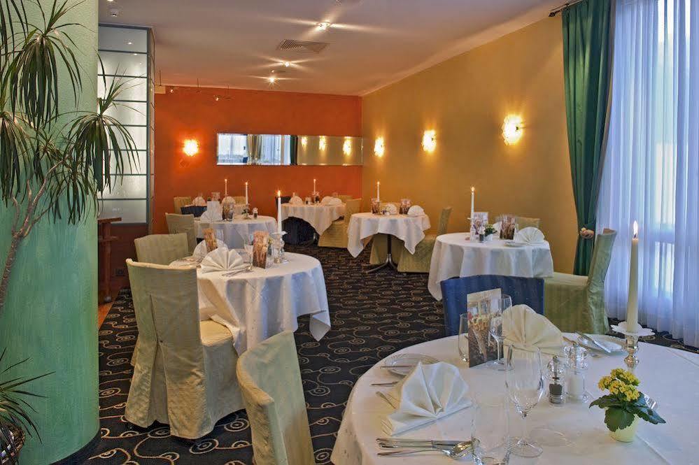 Hotel Metropol Зас-Фе Экстерьер фото