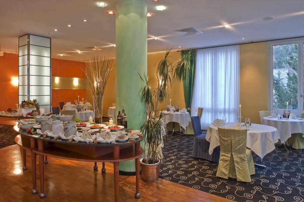 Hotel Metropol Зас-Фе Экстерьер фото