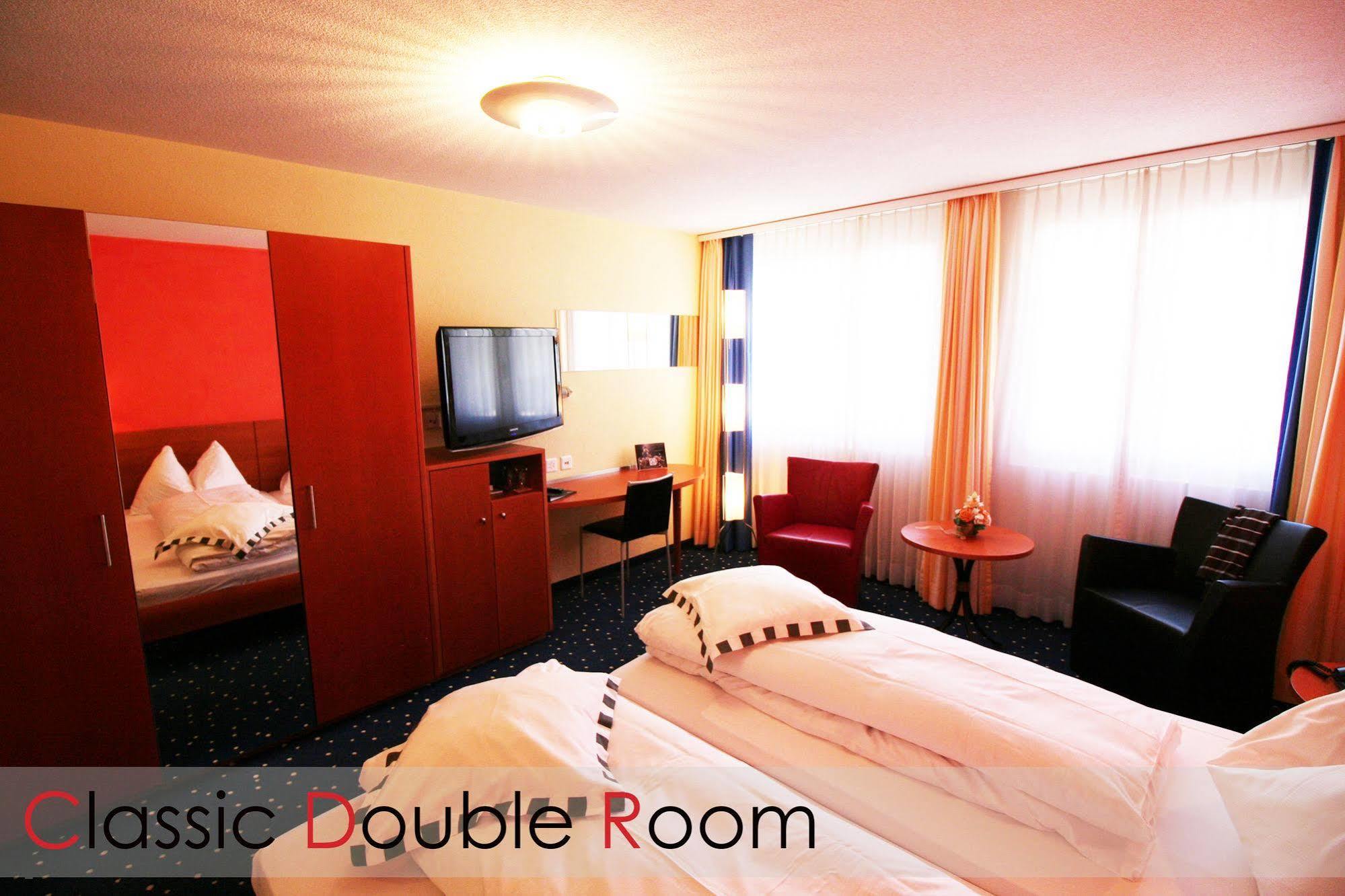 Hotel Metropol Зас-Фе Экстерьер фото